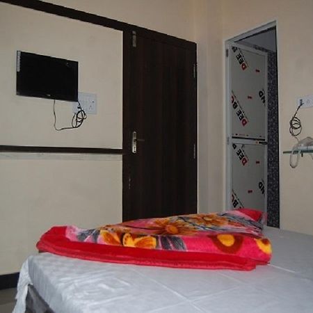 Hotel Mp Residency Udždžain Exteriér fotografie